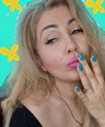Мои руки владеют искусством, которое приведет тебя к экстазу. Опыт и креативность позволяют мне показывать тебе сексуальное наслаждение, о котором ты мечтал. Мои услуги разнообразны - от массажа до экспериментов в постели. Обладатель элегантных форм и чувственного тела, я всегда готова подарить тебе незабываемые моменты нашего встречи. Посмотри на мои фото и убедись сам, какая я жаркая и привлекательная. Отзывы моих клиентов говорят о моем умении доставлять удовольствие и создавать комфортную атмосферу. Встречайся со мной и ты увидишь, что наслаждение - это моя специальность. Лариса